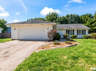 3333 Branchwood Dr, Springfield, IL 62704