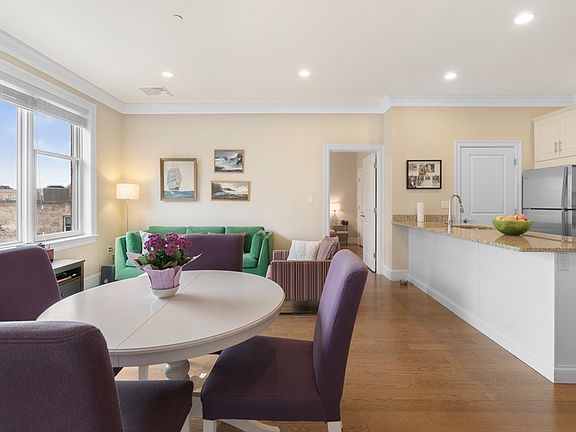 5th image of 20 Englewood Ave APT 302