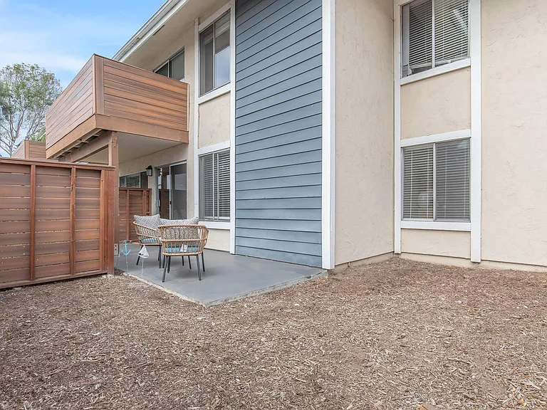 The Dylan Apartments — Photo 41