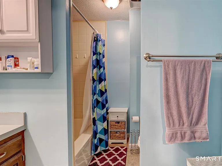 6 Oak Forest Dr #3 — Photo 8