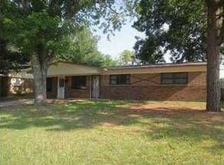 1225 Holiday Pl, Bossier City, LA 71112