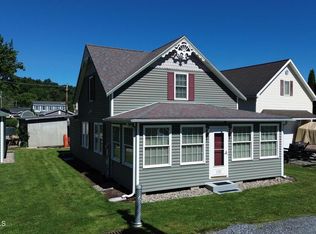105 6th Street, Saratoga Springs, NY 12866