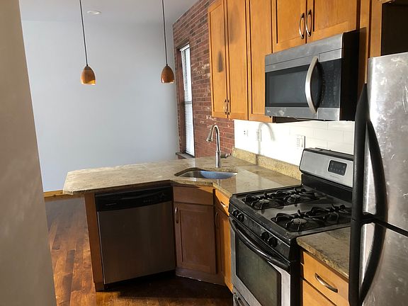 2nd image of 653 N Wolcott Ave #1S