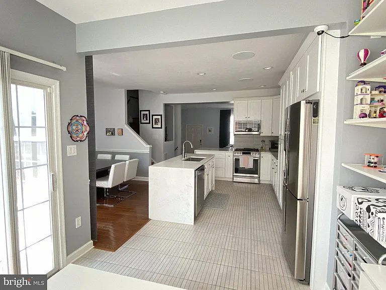 6395 Saint Timothys Ln — Photo 4