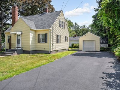 15 Junior Ave, Methuen, MA, 01844