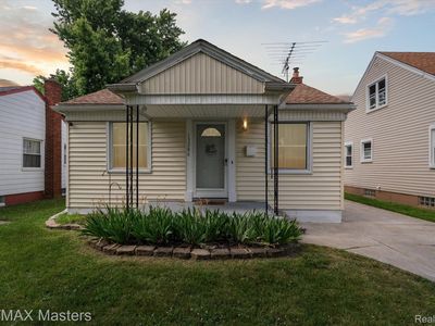 13284 Venness St, Southgate, MI, 48195