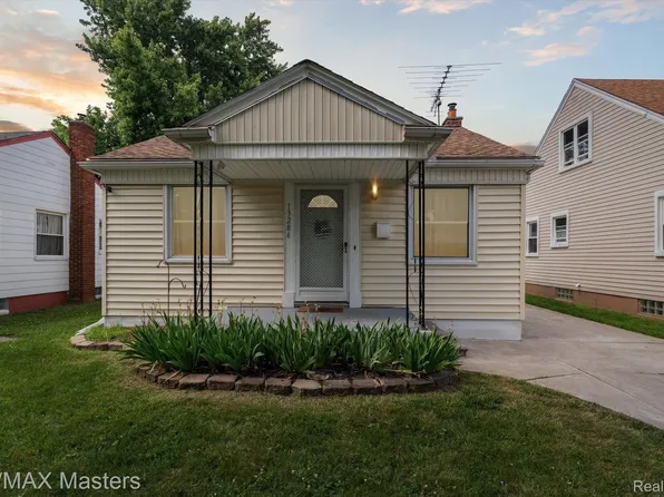 13284 Venness St, Southgate, MI 48195