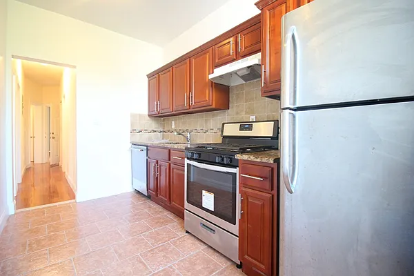 Rented by Next Door Realty NYC | media 33