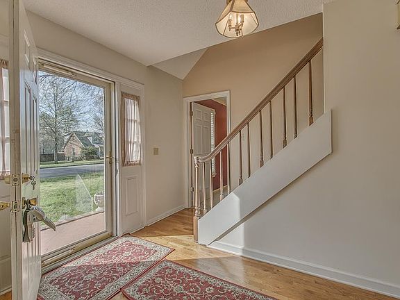 2nd image of 1847 James Dr