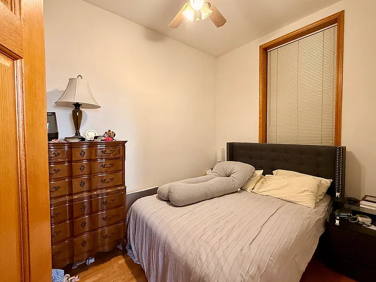 2200 W Chicago Ave #1R — Photo 7
