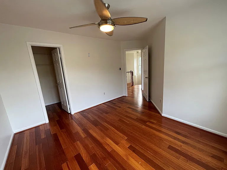 7727 Rockledge Ct — Photo 29