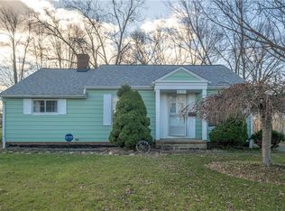 20389 Marian Ln, Rocky River, OH 44116