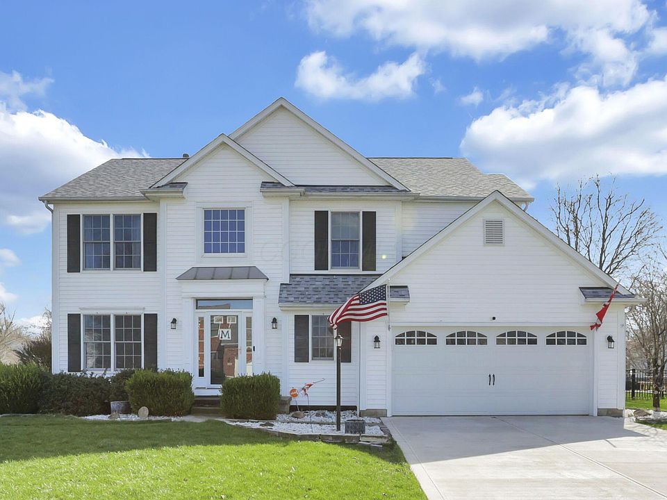 1st image of 105 Blaine Ct