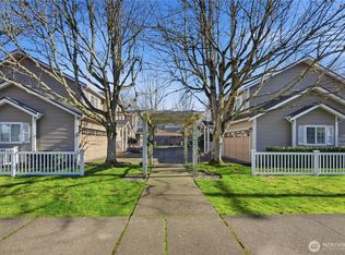 860 2nd Ave NW #860, Issaquah, WA 98027