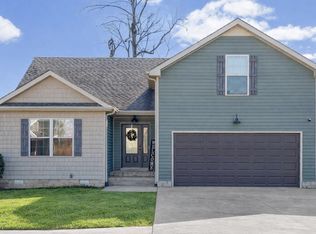 1272 Eagles View Dr, Clarksville, TN 37040
