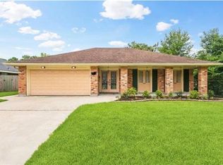 6021 Brighton Pl, New Orleans, LA 70131