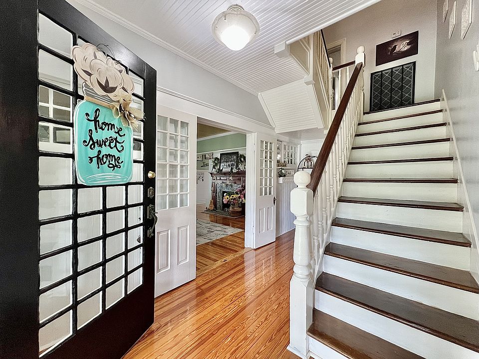 16th image of this home