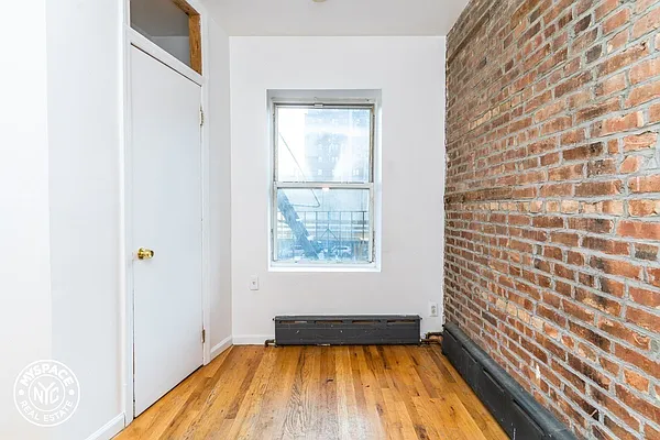 Rented by MySpaceNYC | media 10