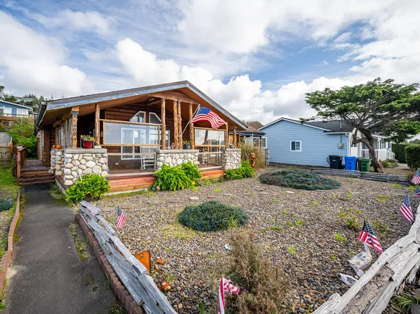1609 NW Parker Ave, Waldport, OR 97394