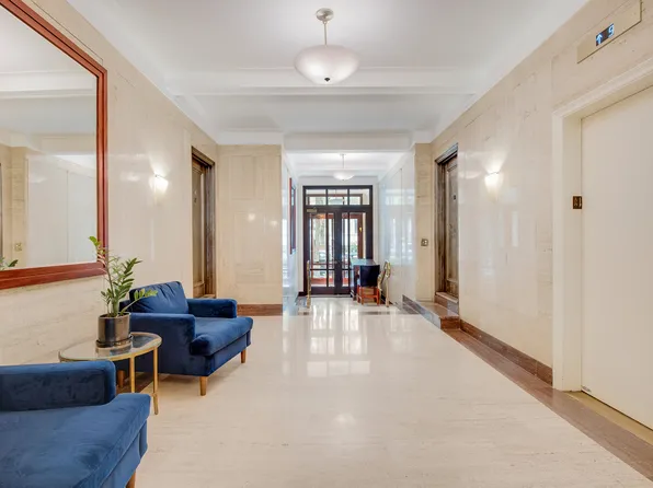 11 West 69th Street image 10 of 12