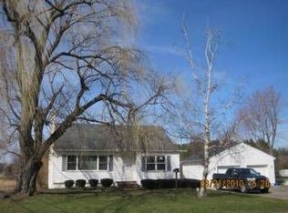 1967 Bailey Rd, Ontario, NY 14519