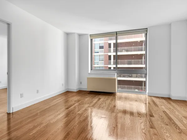 225 Schermerhorn Street image 1 of 15