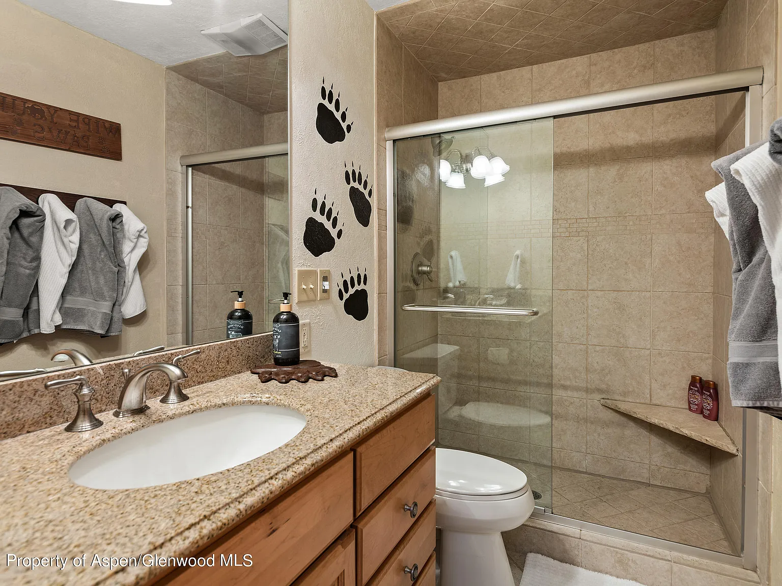 2 bed, 932 sqft, $8,950 — Photo 4