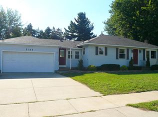 7317 28th Ave, Hudsonville, MI 49426