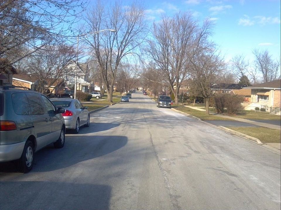 2nd image of 10633 Princess Ave