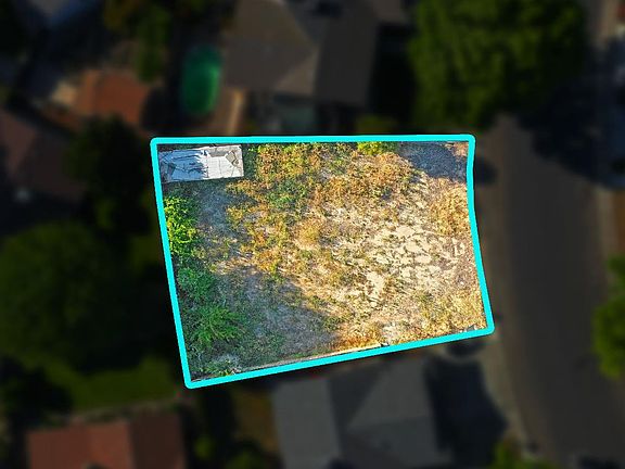 5th image of 3905 Peacock Ln