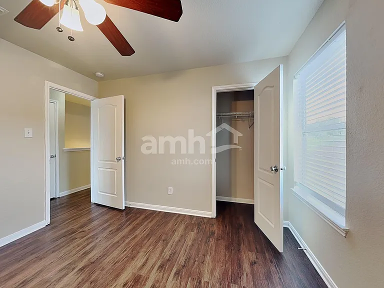 3743 Jewel Point Dr — Photo 18