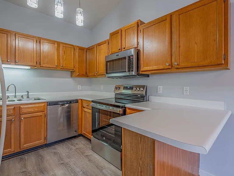 2234 Hickory Manor Way — Photo 16