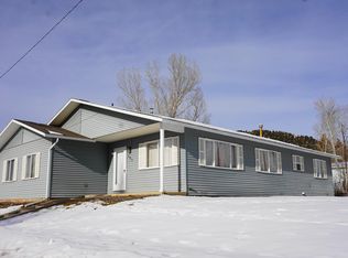303 Cedar St, Meeker, CO 81641