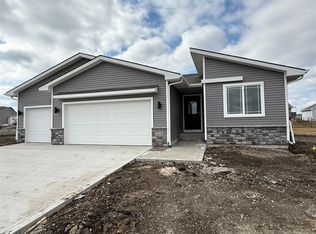 1610 NW Benjamin Dr, Ankeny, IA 50023