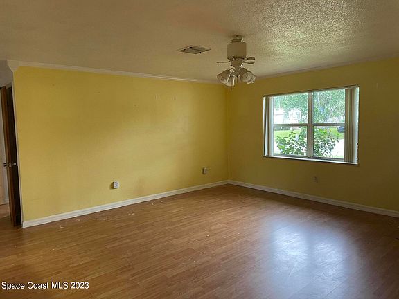5th image of 2833 Winstead Dr