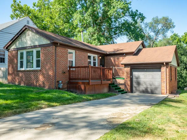 1346 Merle Hay Rd, Des Moines, IA 50311