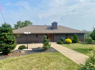 566 State Route 885, Clairton, PA 15025