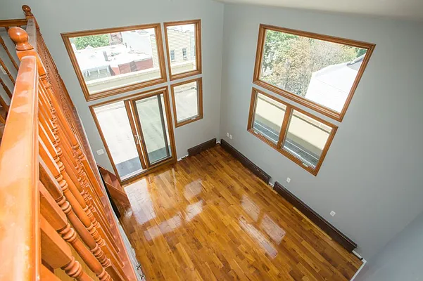 Rented by MNS | media 15