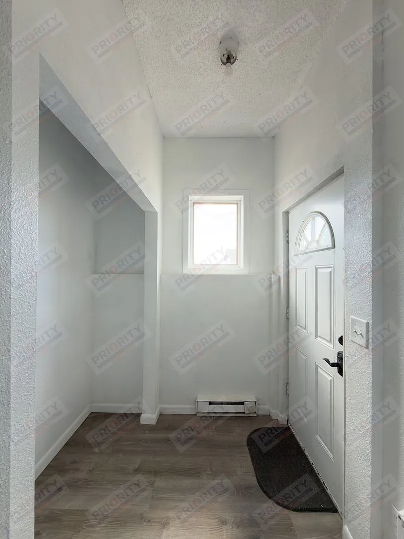 2711 Rapid St — Photo 2