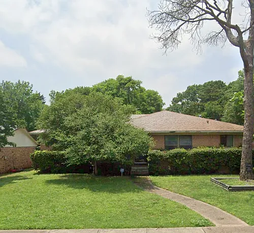 3019 Cliff Creek Dr Photo 1
