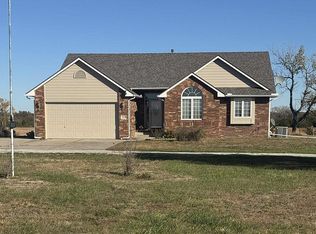 4810 NW County Line Rd, Benton, KS 67017