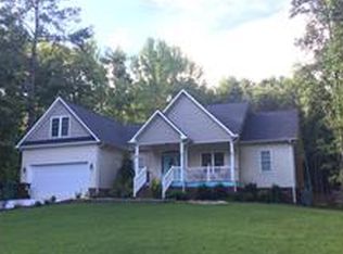 217 E Church St, New London, NC 28127