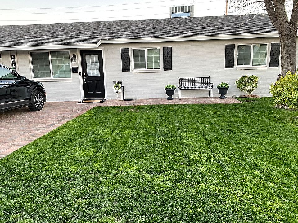 2nd image of 4835 E Coronado Rd