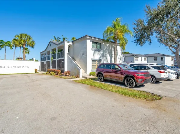18370 Mediterranean Blvd #1-25, Hialeah, FL 33015