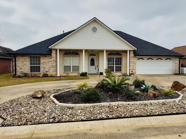 19430 Sara Ln, Flint, TX 75762