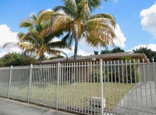 16301 SW 100th Ct, Miami, FL 33157