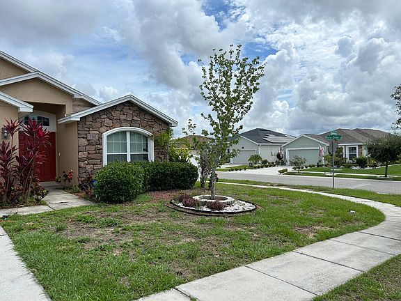 4th image of 700 Greenshank Dr