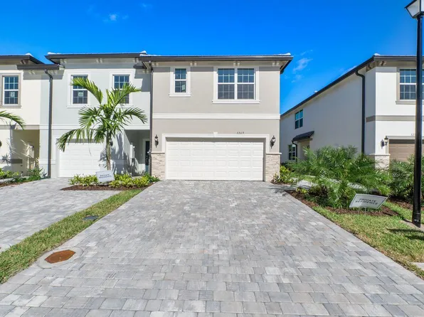 3269 Watercress Drive #601, Lauderdale Lakes, FL 33311