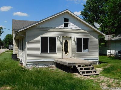409 E Teak St, Thayer, IL, 62689
