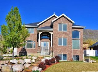 72 E Old Haul Rd, Centerville, UT 84014